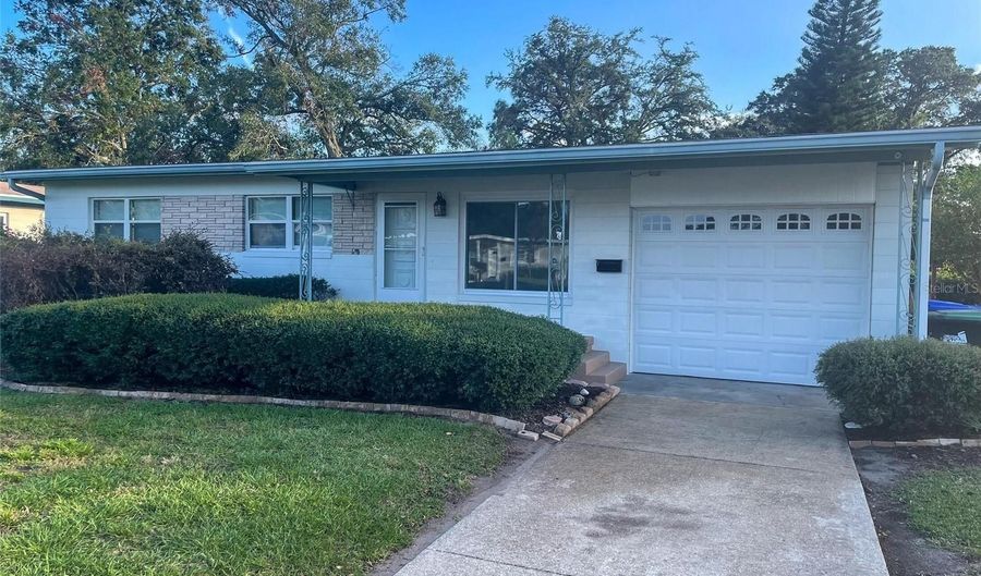 766 CANOVIA Ave, Orlando, FL 32804 - 3 Beds, 2 Bath