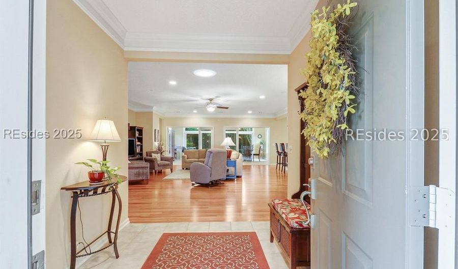 9 Pinyon Dr, Bluffton, SC 29909 - 2 Beds, 2 Bath