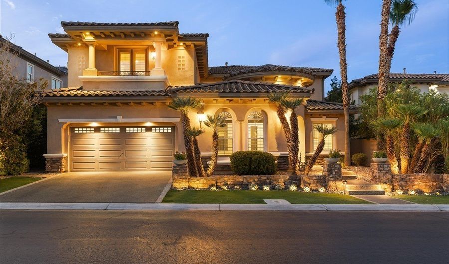 1972 Alcova Ridge Dr, Las Vegas, NV 89135 - 4 Beds, 4 Bath