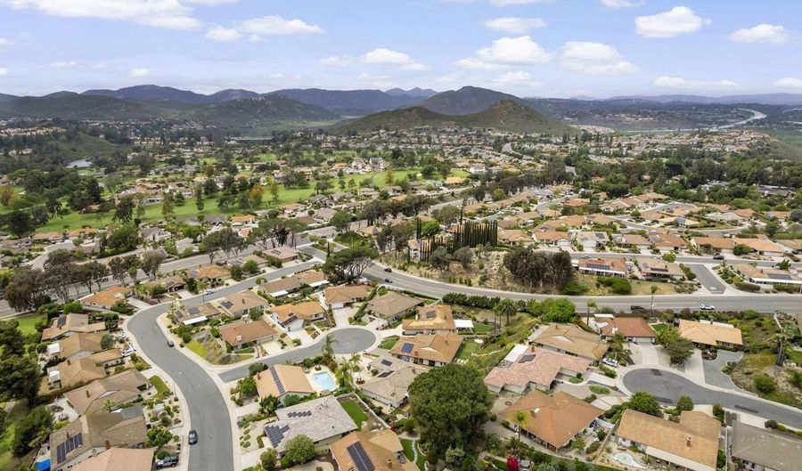 12516 Camino Vuelo, San Diego, CA 92128 - 2 Beds, 2 Bath