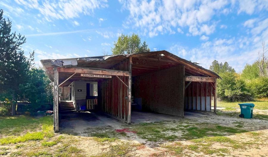 955 S Main St 30, Cascade, ID 83611 - 2 Beds, 2 Bath