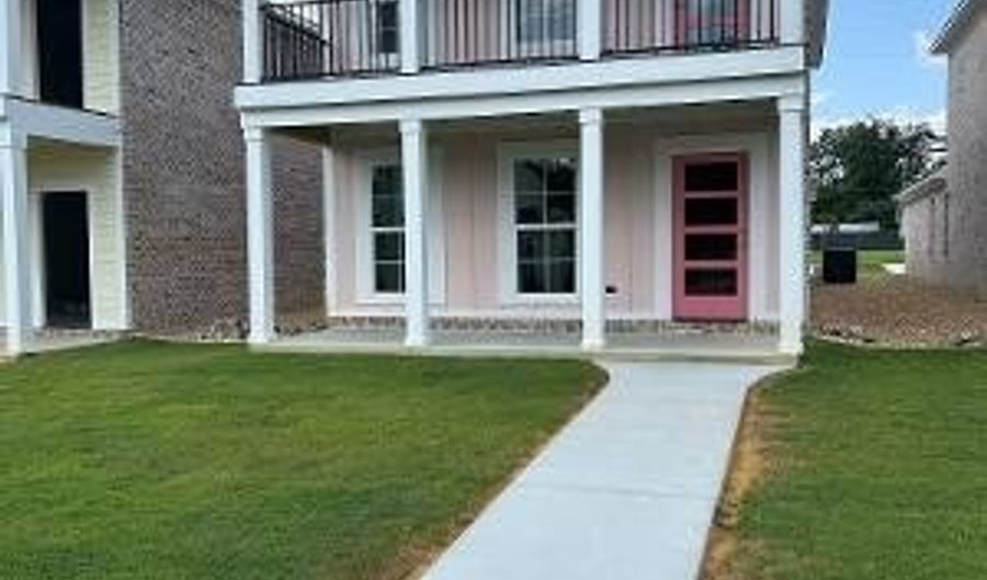 212 S 3rd St, Amory, MS 38821 - 3 Beds, 2 Bath