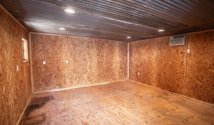 425 Gregg St, Albany, TX 76430 - 3 Beds, 2 Bath
