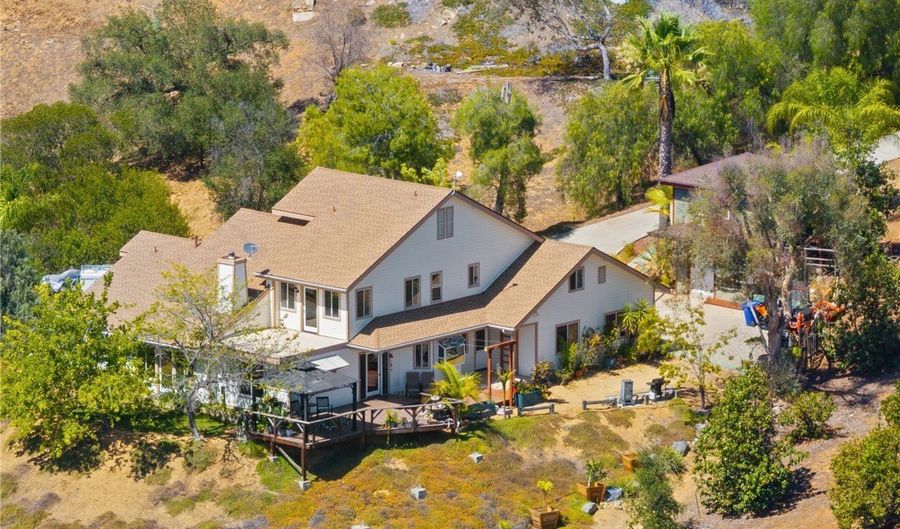 1832 Camino Rainbow, Fallbrook, CA 92028 - 3 Beds, 3 Bath