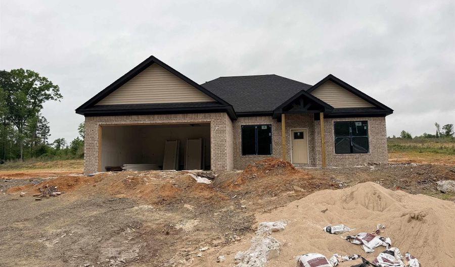 140 Southridge Blvd, Arkadelphia, AR 71923 - 3 Beds, 2 Bath