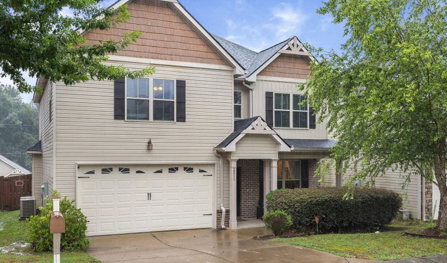 2211 Plum Dr, Augusta, GA 30907 - 4 Beds, 3 Bath