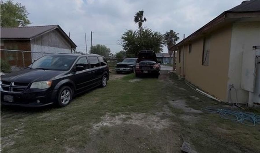 2506 San Marcos Dr, Alamo, TX 78516 - 3 Beds, 1 Bath