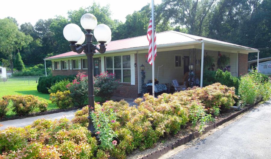 330 HOBSON Ave, Anniston, AL 36201 - 3 Beds, 1 Bath