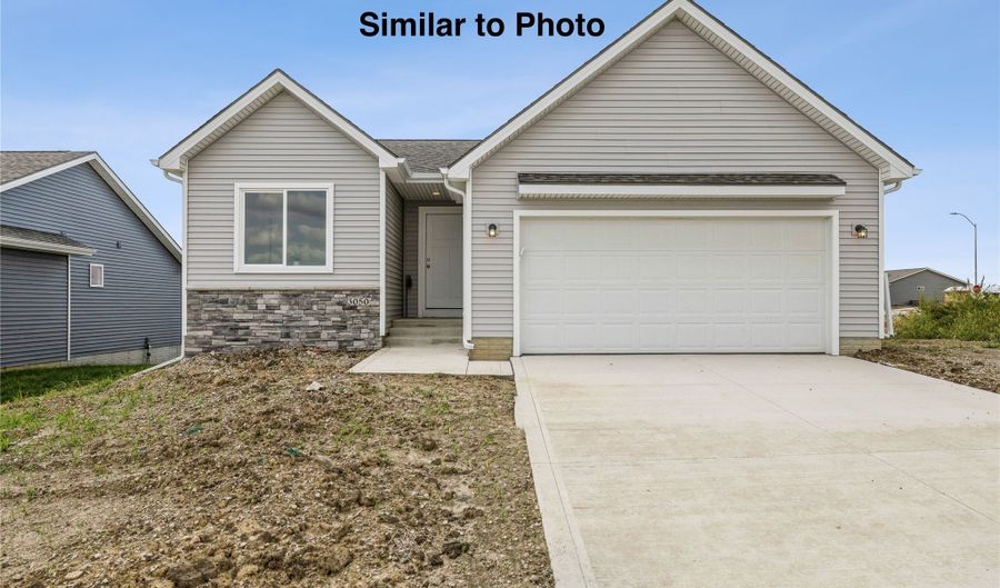 601 NE Meadow Landing Dr, Ankeny, IA 50021 - 2 Beds, 2 Bath