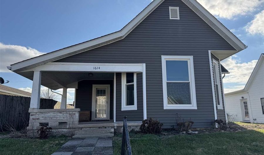 1614 13th St, Bedford, IN 47421 - 3 Beds, 2 Bath