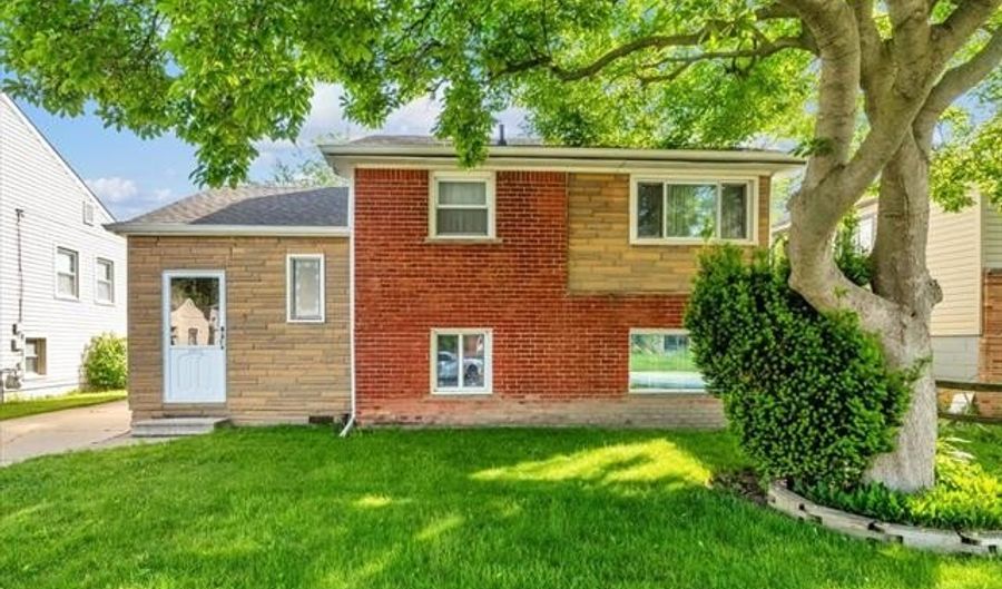 15110 Hanfor Ave, Allen Park, MI 48101 - 3 Beds, 2 Bath