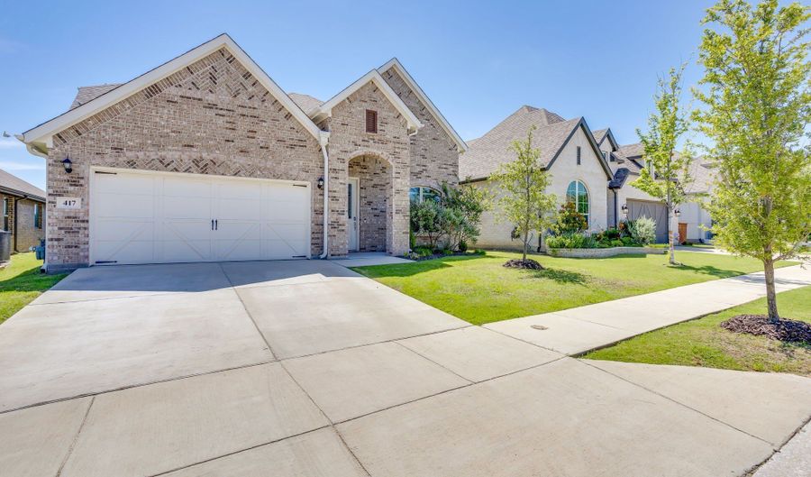 417 Windstream Dr, Aledo, TX 76008 - 4 Beds, 3 Bath