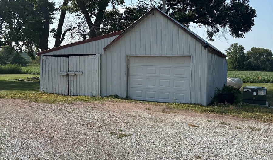 3289 250th St, Anthon, IA 51004 - 3 Beds, 1 Bath