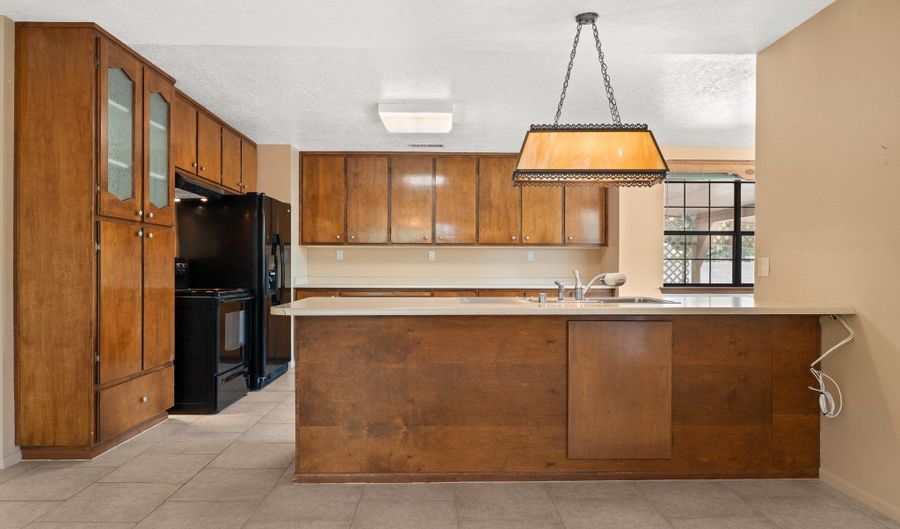 1619 McDonald Rd NW, Albuquerque, NM 87107 - 3 Beds, 3 Bath