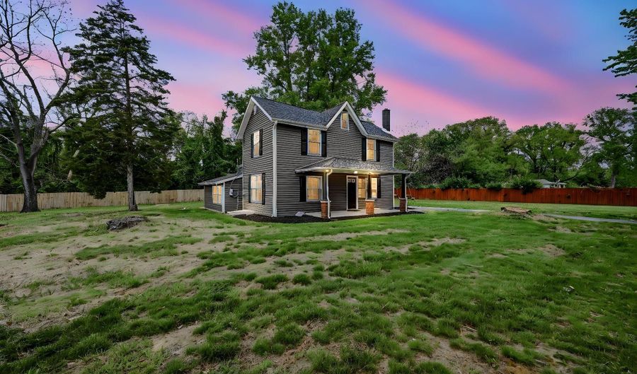 2081 DOWNS CHAPEL Rd, Clayton, DE 19938 - 4 Beds, 2 Bath