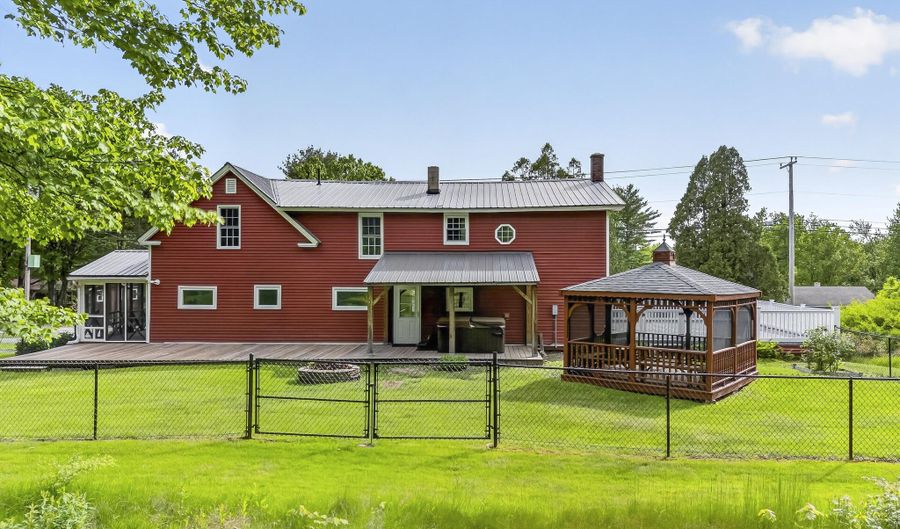 241 E Hardscrabble Rd, Auburn, ME 04210 - 6 Beds, 4 Bath