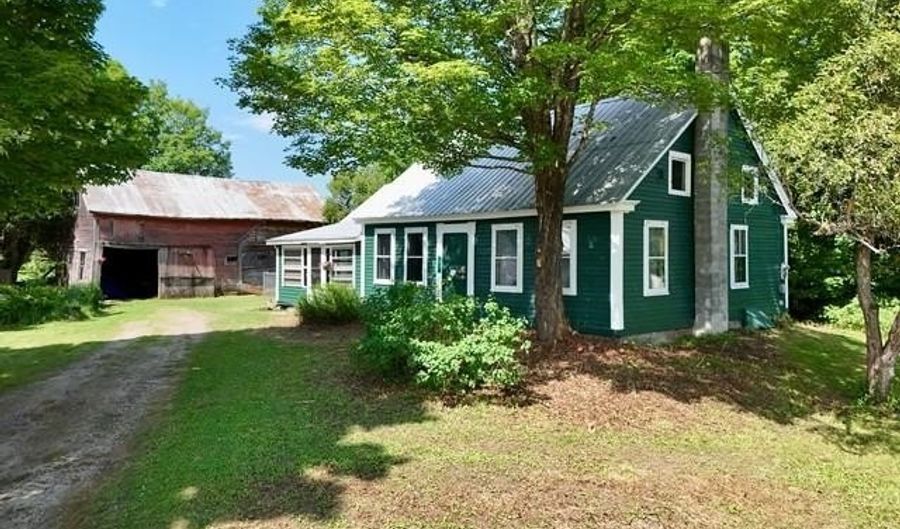 53 Sugarhouse Rd, Burke, VT 05871 - 4 Beds, 1 Bath
