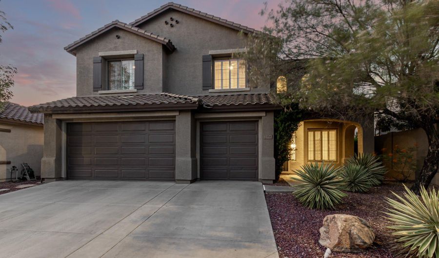 2556 W MORSE Dr, Anthem, AZ 85086 - 6 Beds, 3 Bath