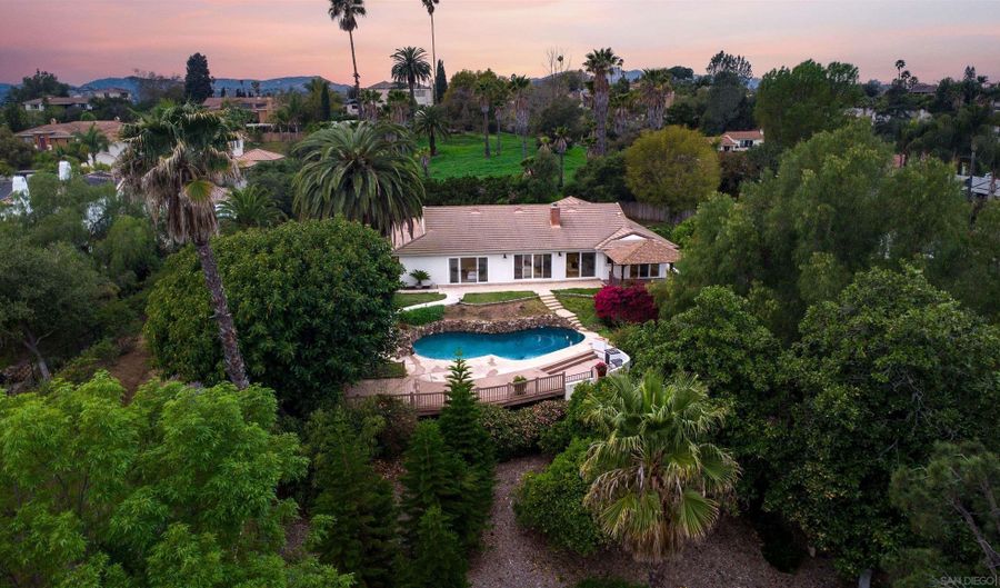 436 Montana Luna Ct, Escondido, CA 92025 - 4 Beds, 3 Bath