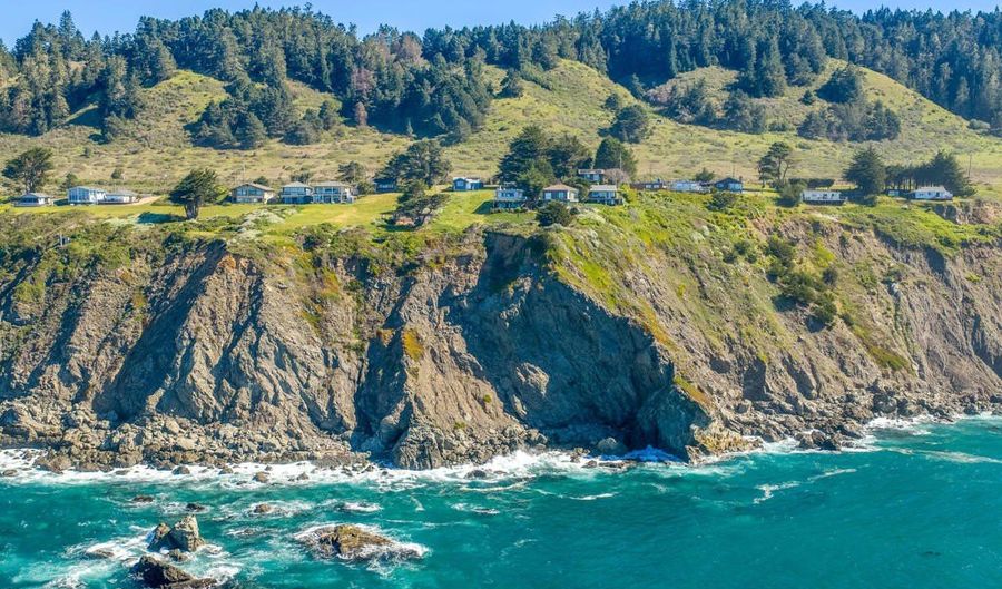 1440 Navarro Bluff Rd, Albion, CA 95410 - 4 Beds, 2 Bath