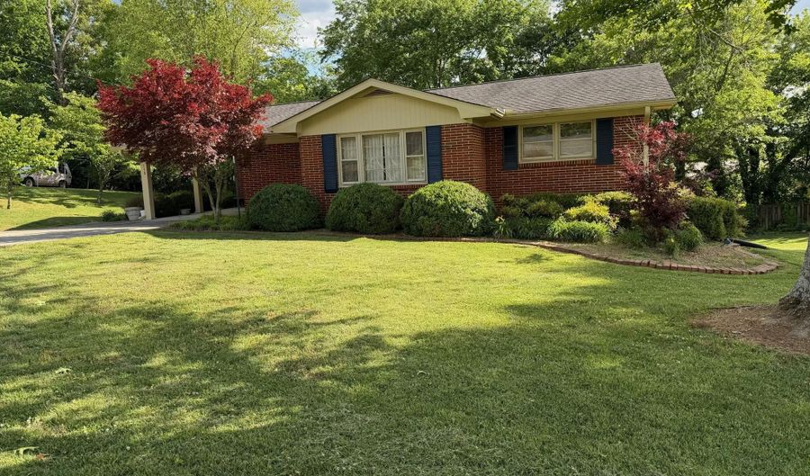 130 Cherokee Cir, Benton, TN 37307 - 3 Beds, 2 Bath