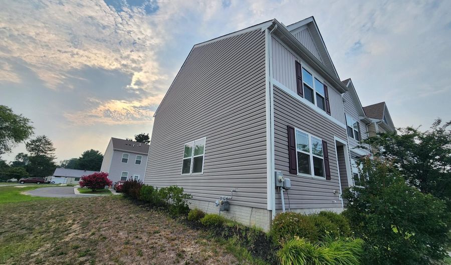 19 CAPRICORN Way, Camden Wyoming, DE 19934 - 3 Beds, 3 Bath