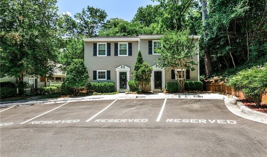 1750 Clairmont Rd 35, Decatur, GA 30033 - 2 Beds, 3 Bath