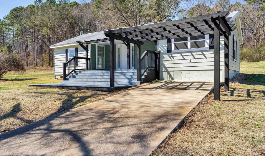 1151 Clanton St, Attalla, AL 35954 - 2 Beds, 1 Bath