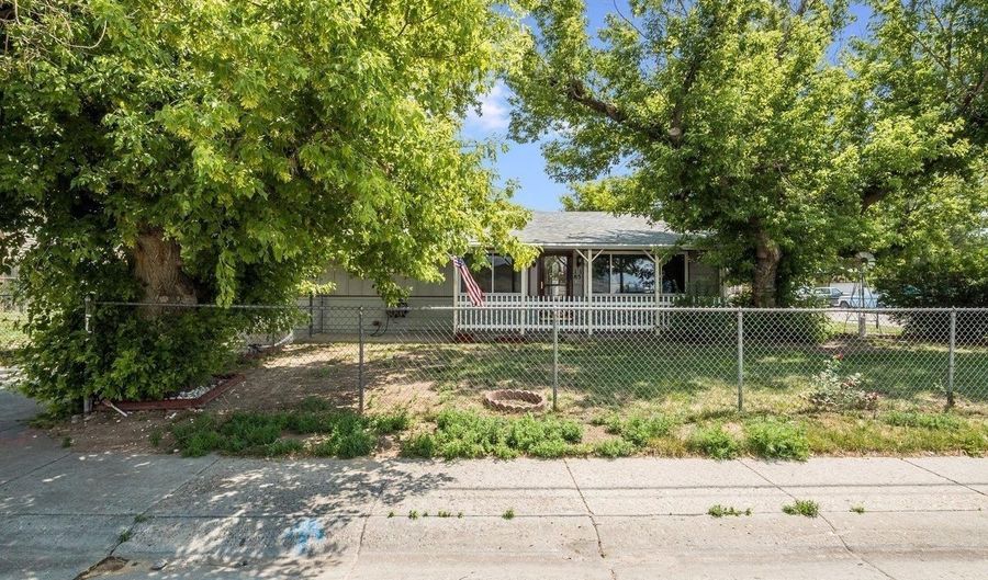1185 W LEISHER Rd, Cheyenne, WY 82007 - 5 Beds, 2 Bath