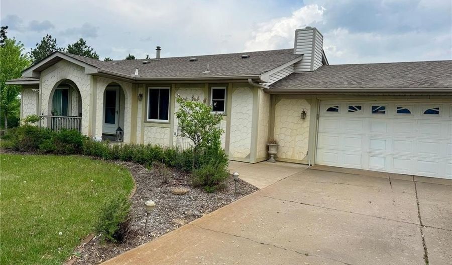 665 148th Ln NW, Andover, MN 55304 - 3 Beds, 2 Bath