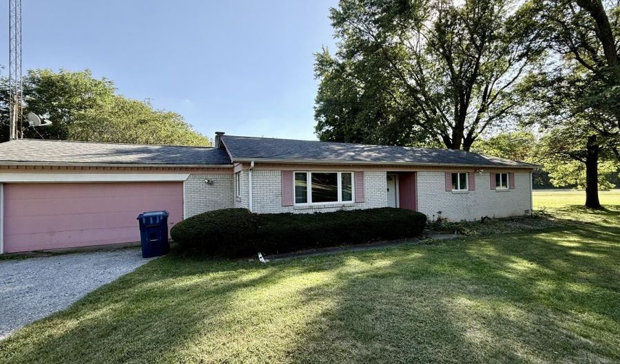 413 E Shawnee Ln, Attica, IN 47918 - 3 Beds, 2 Bath