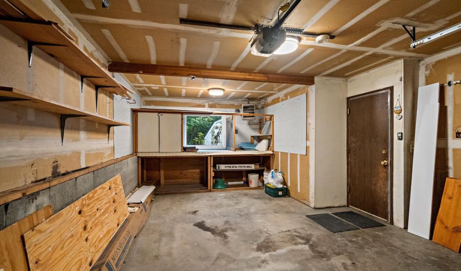 13530 Westwind Dr, Anchorage, AK 99516 - 3 Beds, 2 Bath