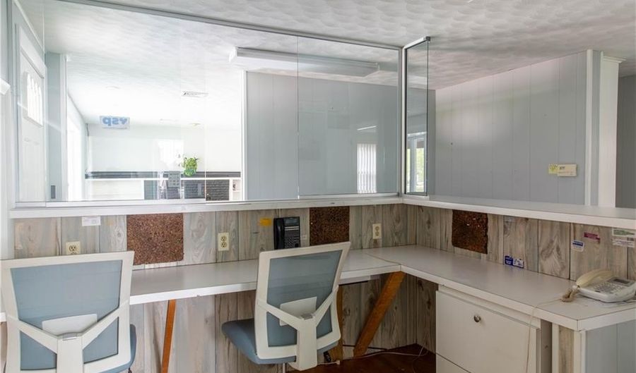 5393 Post Rd, East Greenwich, RI 02818 - 3 Beds, 2 Bath