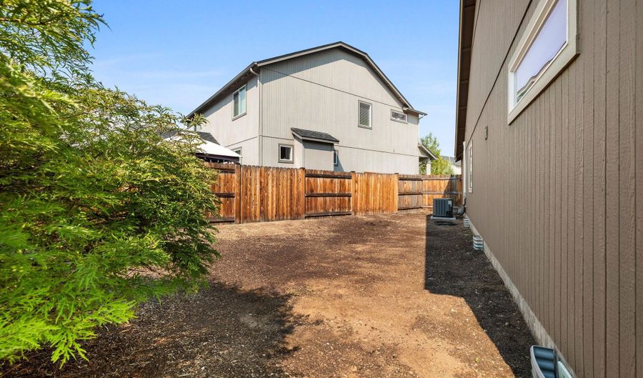 61807 SE Rolo Ct, Bend, OR 97702 - 3 Beds, 2 Bath