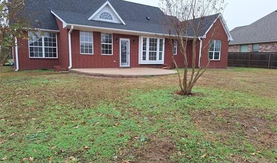 830 Magnolia Dr, Ada, OK 74820 - 3 Beds, 2 Bath
