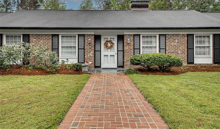 2087 Old Lexington Rd, Asheboro, NC 27205 - 4 Beds, 3 Bath