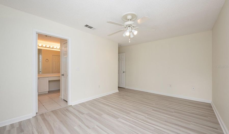 940 DOUGLAS Ave 132, Altamonte Springs, FL 32714 - 2 Beds, 2 Bath