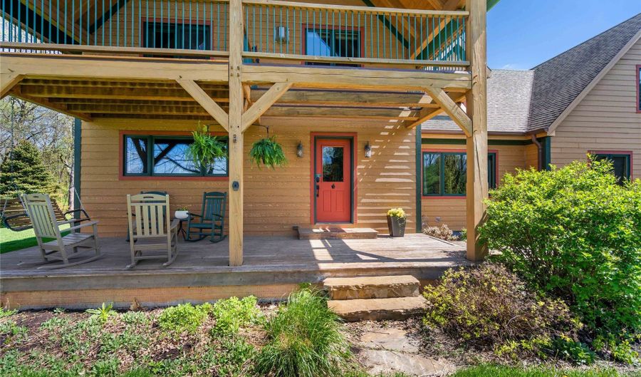 23675 Sportsmans Club Ln, Adel, IA 50003 - 4 Beds, 4 Bath