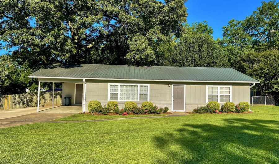 109 Circle Dr, Brandon, MS 39042 - 2 Beds, 1 Bath