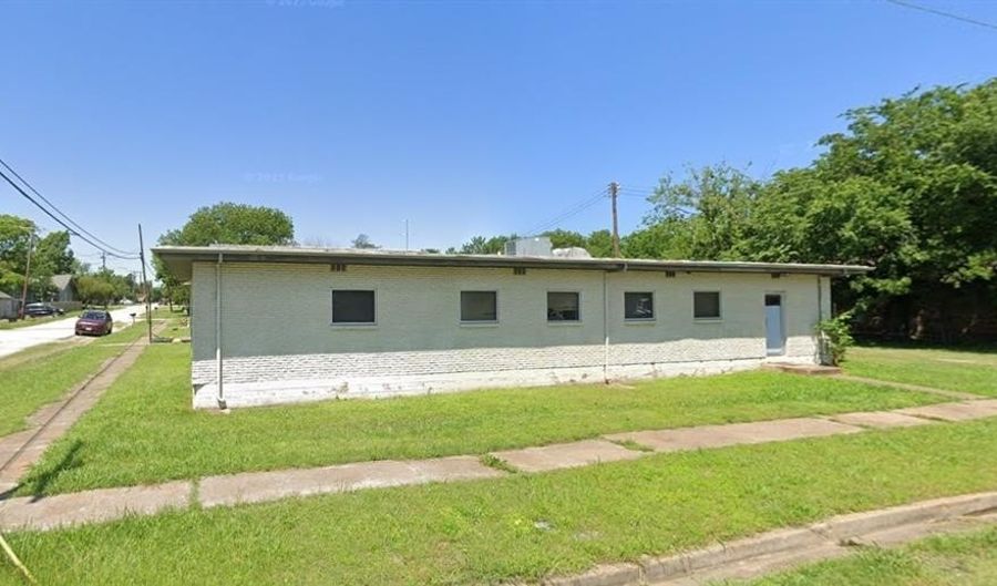 208 E Purdom Ave, Alvarado, TX 76009 - 0 Beds, 0 Bath