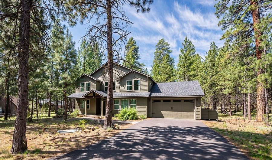 70661 Steeple Bush, Black Butte Ranch, OR 97759 - 6 Beds, 5 Bath
