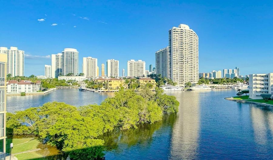 2930 Point East Dr E601, Aventura, FL 33160 - 1 Beds, 1 Bath