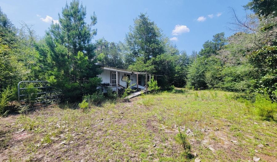 7157 NW Porter Grade Rd, Altha, FL 32421 - 1 Beds, 1 Bath