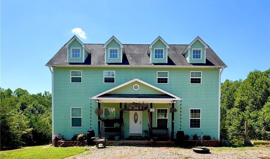243 Hunter Ridge Ln, Ararat, NC 27007 - 3 Beds, 3 Bath