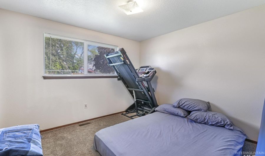 411 Fruitland, Buhl, ID 83316 - 3 Beds, 2 Bath