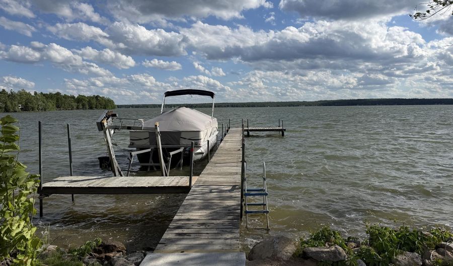 2411 Long Lake Park Rd, Alpena, MI 49707 - 3 Beds, 1 Bath
