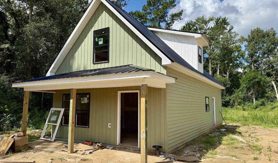 402 S Magnolia Ave, Andrews, SC 29510 - 3 Beds, 3 Bath
