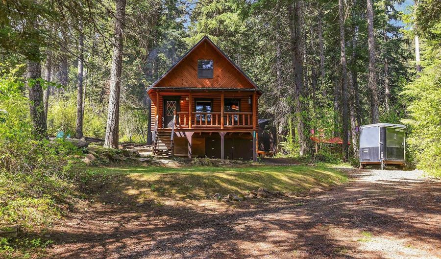 1221 Fox Rd, Cascade, ID 83611 - 2 Beds, 1 Bath