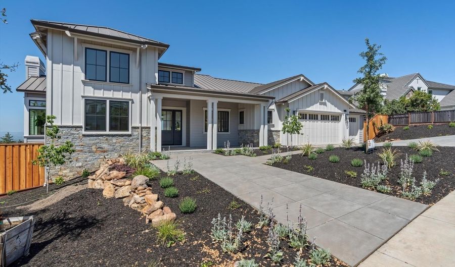 3855 Royal Manor Pl, Santa Rosa, CA 95404 - 4 Beds, 5 Bath