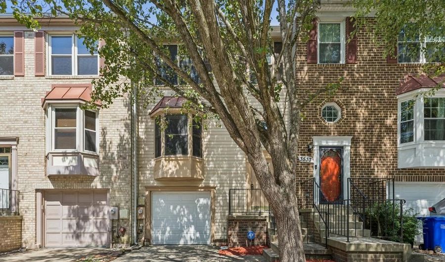 3539 EMPEROR Ct, Bowie, MD 20716 - 3 Beds, 3 Bath